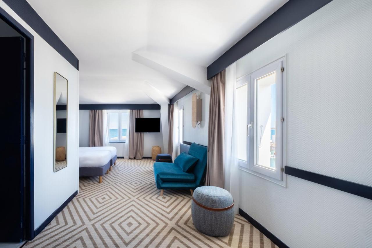 Hotel Le Francais ラ・フロット エクステリア 写真